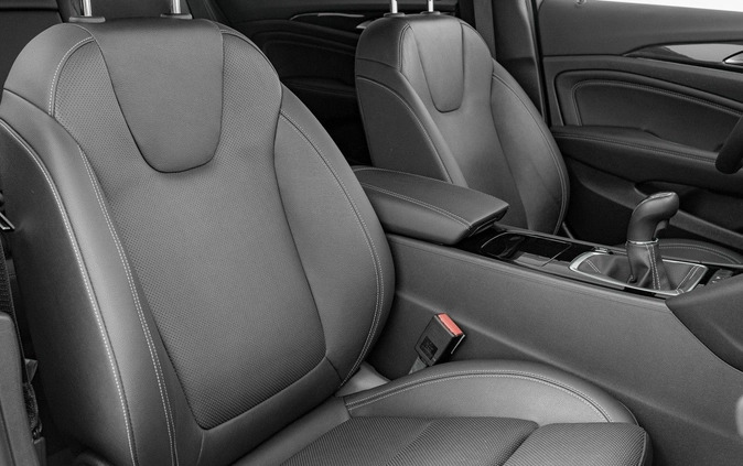 Opel Insignia cena 84850 przebieg: 76861, rok produkcji 2018 z Suchowola małe 742